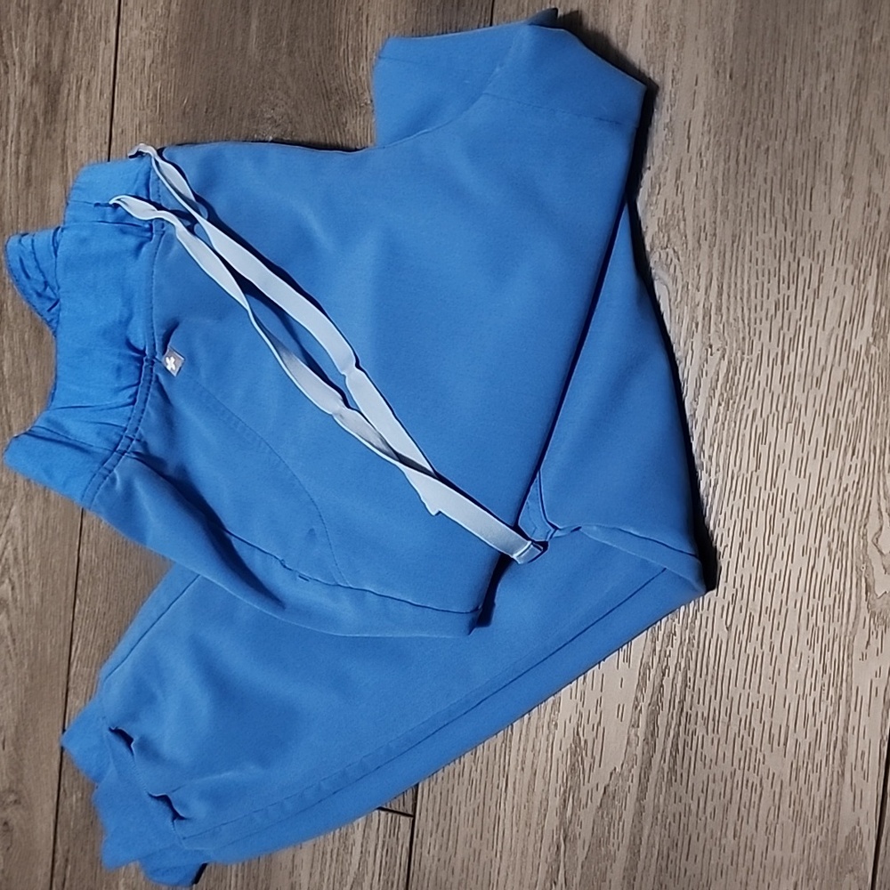 Figs Zamora Joggers In Capri Blue